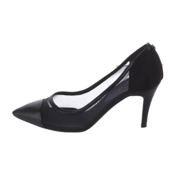Chanel Interlocking CC Logo Pumps - Picture 1 of 9